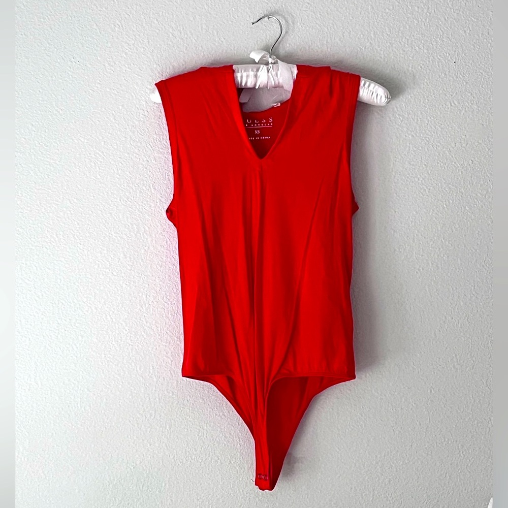 || GUESS BODYSUIT || HOOD || SLEEVELESS ||